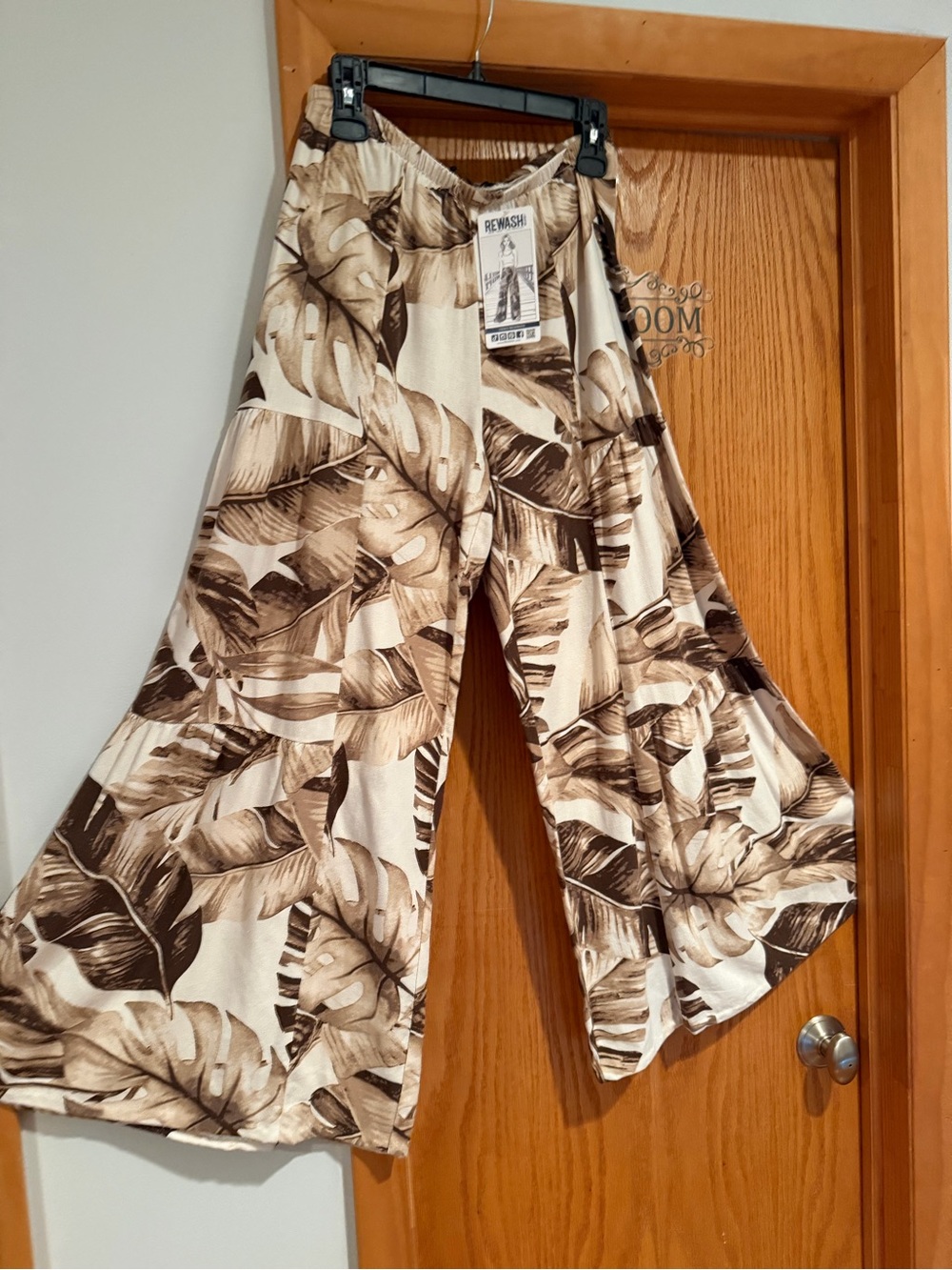 Rewash Women's Wide-Leg Tropical Print Pants - Beige/Brown size L/XL
